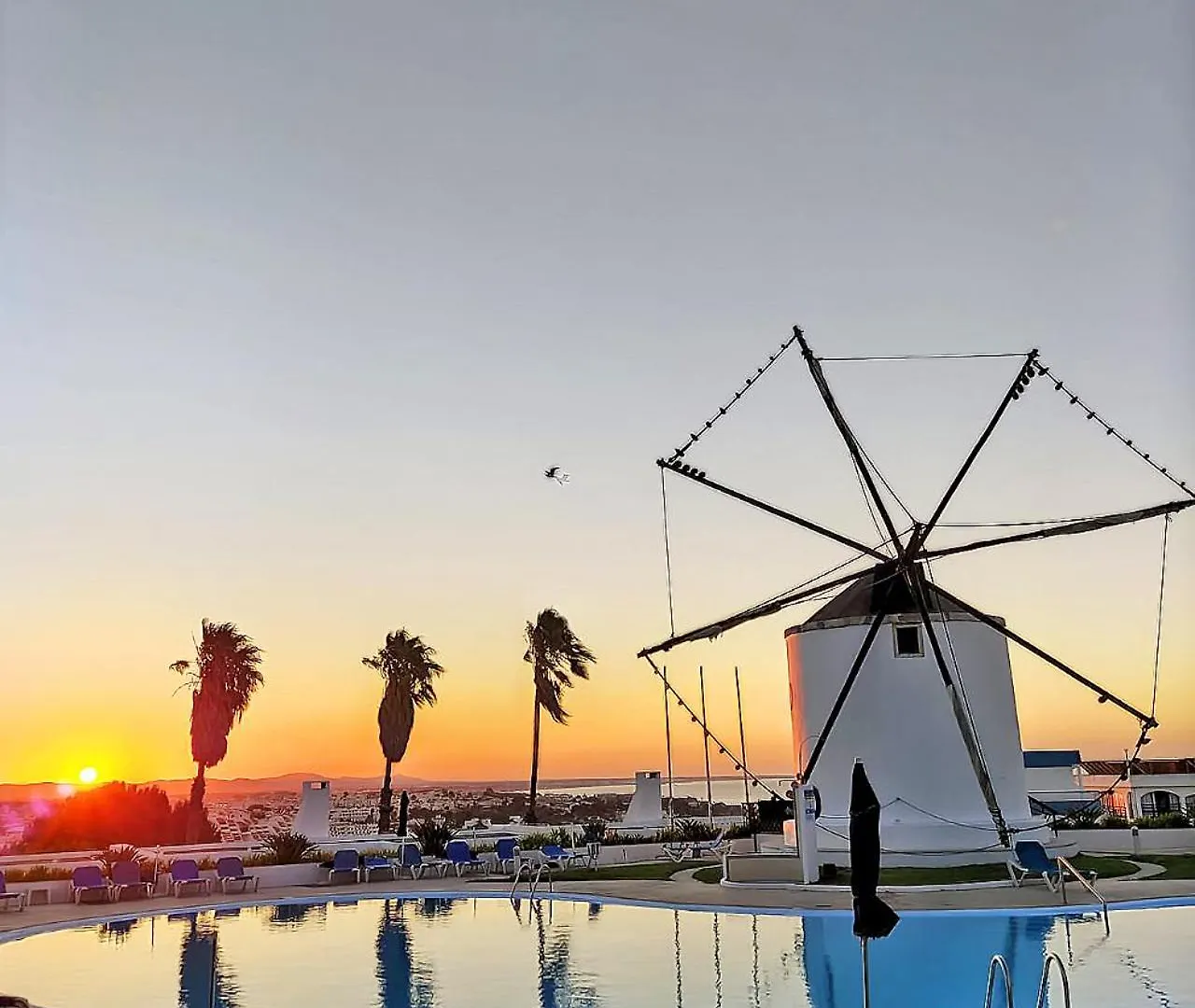 Stunning Sunrise & Sunset Rooftop Condo By Becherish Albufeira Portugal