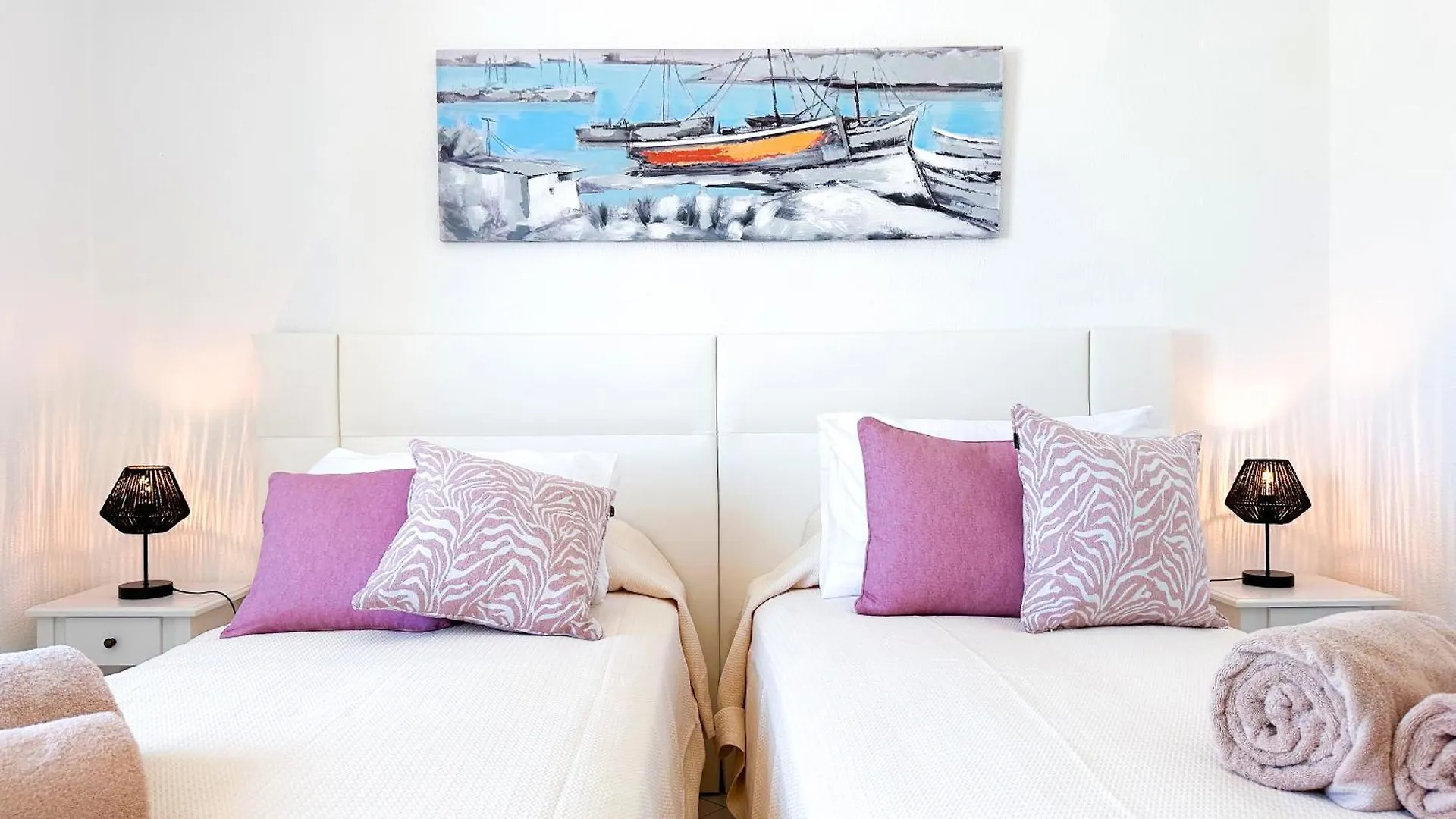 Stunning Sunrise & Sunset Rooftop Condo By Becherish Albufeira 0*,